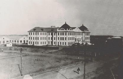 太阳成集团tyc33455理工大楼